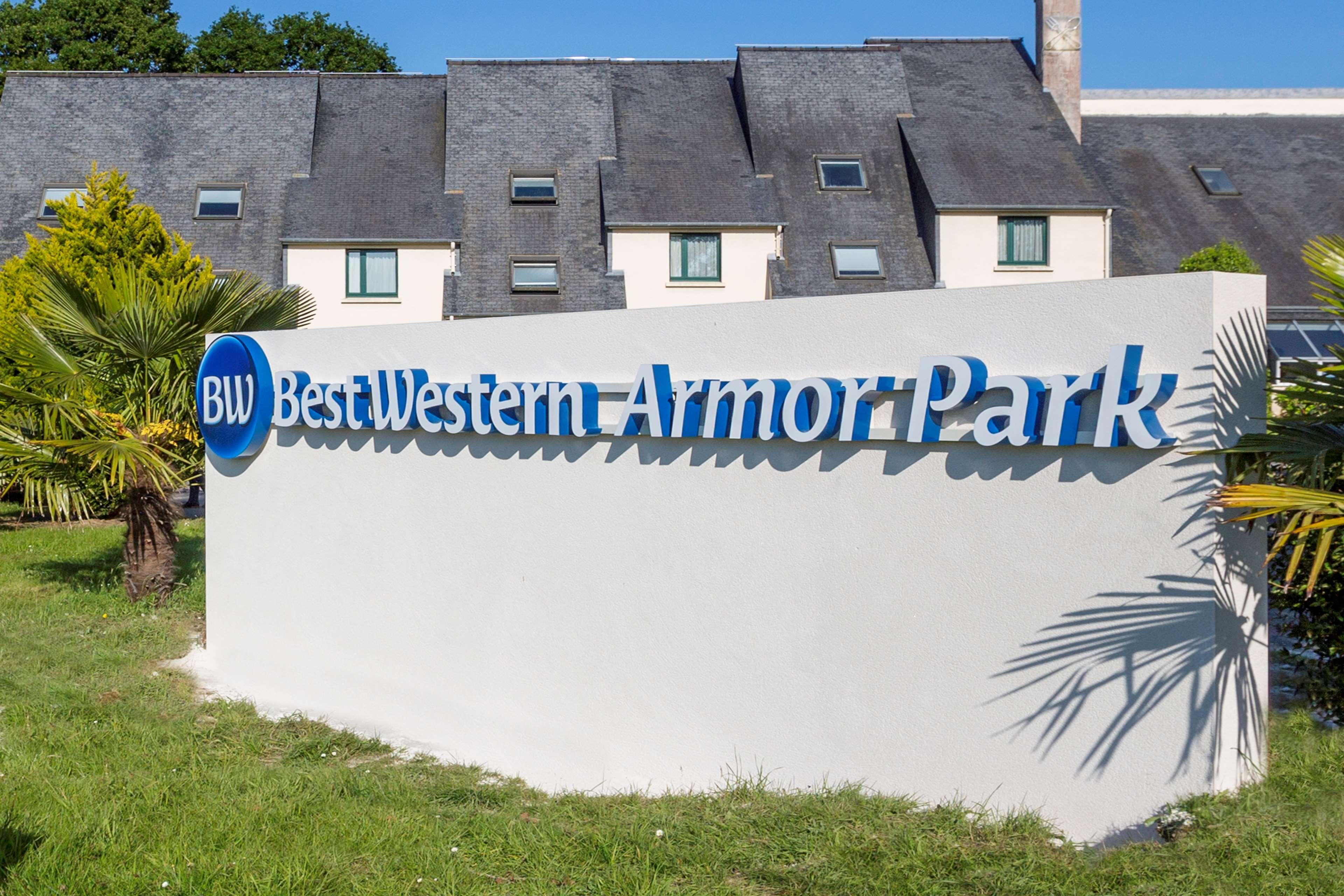 Best Western Armor Park Dinan Et Spa Екстериор снимка