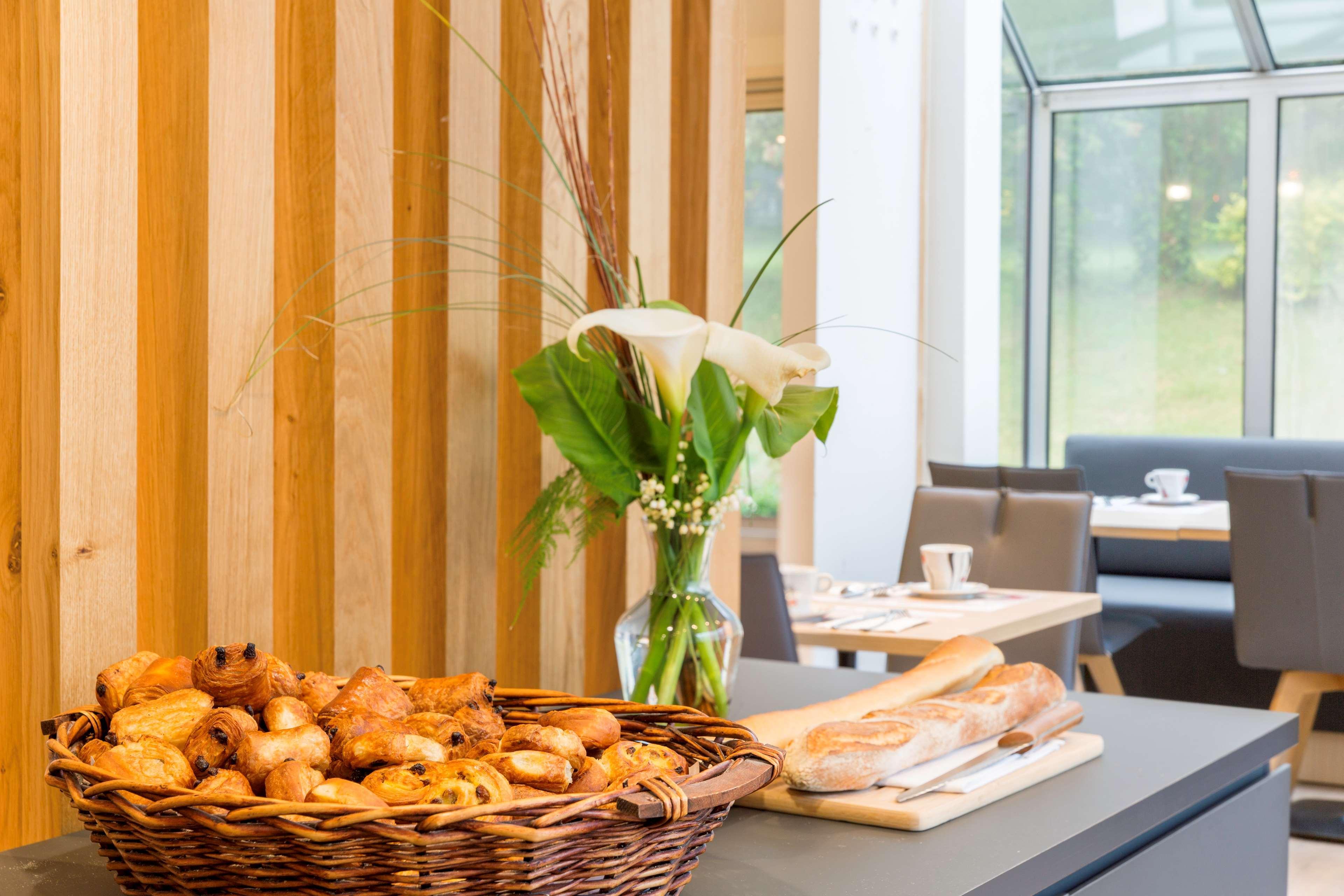 Best Western Armor Park Dinan Et Spa Екстериор снимка